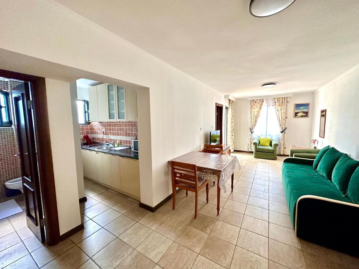 Apart-Hotel Villa Lav Nova Pec Exterior photo