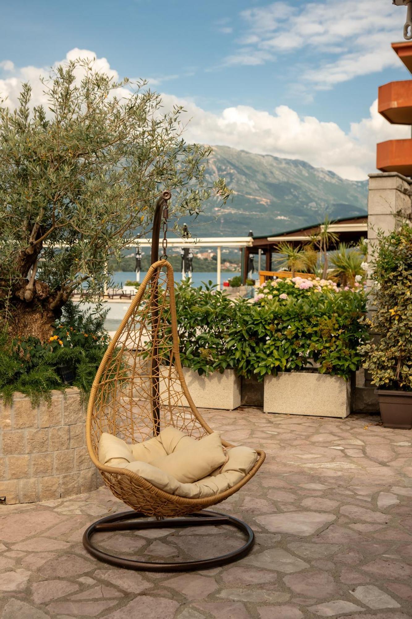 Apart-Hotel Villa Lav Nova Pec Exterior photo